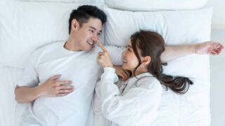 50代夫婦必見！ベッドでの睡眠が夫婦関係を強化する理由とは