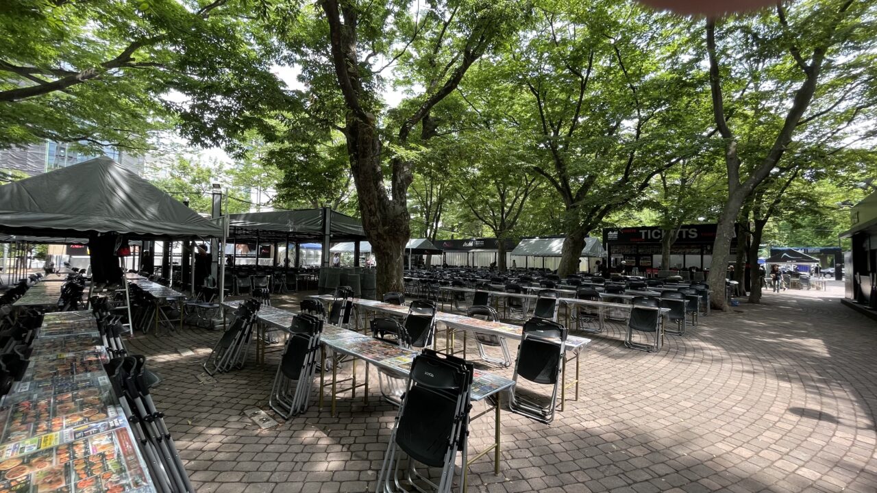 6丁目：アサヒ会場近くの設営状況とトイレ状況